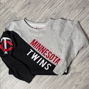 Minnesota Twins Crewneck Sweatshirt Size Small